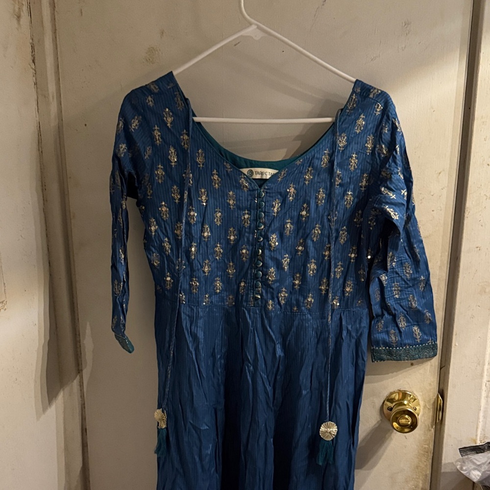 Blue Floral Long Sleeve Dress